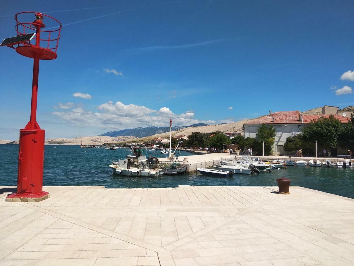 Kuca Za Odmor Matko House Matko Βίλα Pag Town Εξωτερικό φωτογραφία